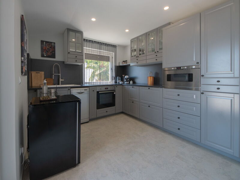 Accommodation:&nbsp;La Mer 407.3