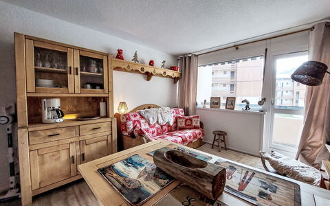 Accommodation:&nbsp;Asters 323 Bâtiment A1 100.40