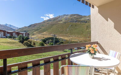 Accommodation:&nbsp;Asters 1204 Batiment B4 100.38