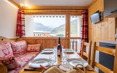 Accommodation:&nbsp;Asters 322 Bâtiment A1 100.36