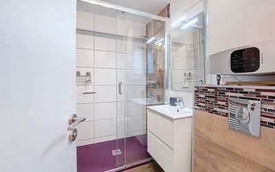 Accommodation:&nbsp;Les Asters 100.41