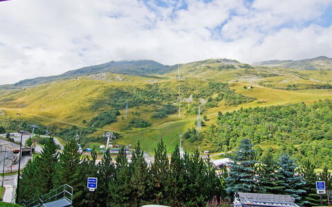 Astragale 412 a: Mountainous Landforms, Highland, Mountain, Wilderness, Sky, Mountain Range, Hill, Vehicle, Hill Station, Luxury Vehicle