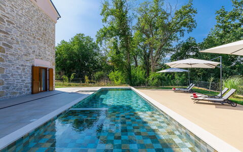 Villa Julia: Water, Plant, Property, Building, Sky, Swimming Pool, Azure, Window, Shade, Tree
