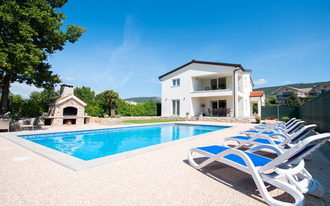 Villa Maria: Sky, Property, Blue, Building, Azure, Swimming Pool, Tree, Outdoor Furniture, House, Real Estate