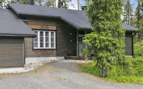 Rukan Pramea: Building, Window, House, Siding, Roof, Wood, Home, Cottage, Residential Area, Estate