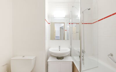 Accommodation:&nbsp;Médian 005 350.2
