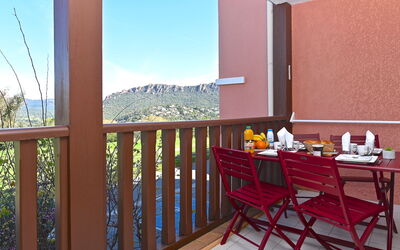 Accommodation:&nbsp;Le Village C3 215 400.77