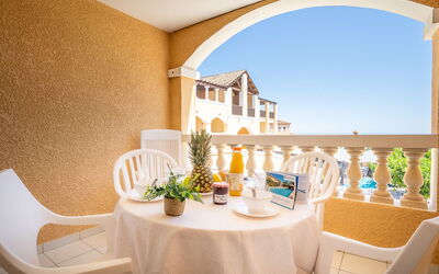 Accommodation:&nbsp;Le Village (B1 331) 400.19