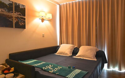 Accommodation:&nbsp;Le Village (E1 309) 400.67