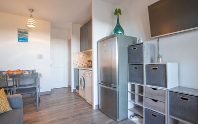 Accommodation:&nbsp;Le Village (C8 245) 400.11