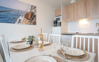Accommodation:&nbsp;Le Village (C4324) 400.64