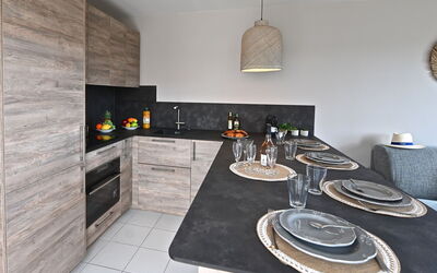 Accommodation:&nbsp;Le Village (Vj106) 400.6
