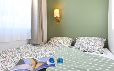 Accommodation:&nbsp;Village Cap Estérel - le Village 400.83