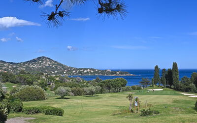 Agay Village Cap Esterel 400
