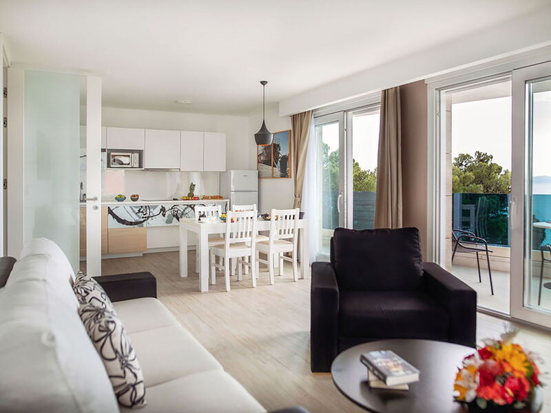 Accommodation:&nbsp;City Beach Apartments 125.2