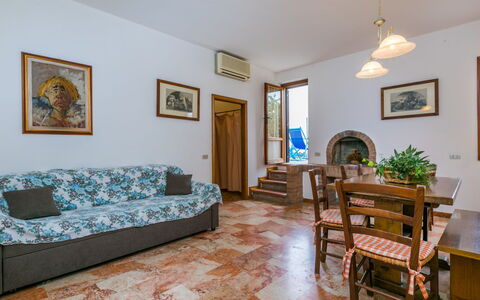 Accommodation:&nbsp;Dalia 962.4