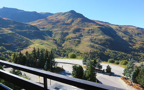 Oisans 37: Mountainous Landforms, Mountain, Mountain Range, Hill Station, Ridge, Sky, Highland, Alps, Hill, Mountain Pass