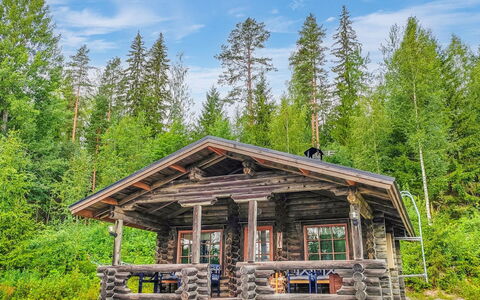 Korvenpää: Wood, Cottage, Roof, Log Cabin, Hut, Rural Area, Garden Buildings, Shed, Forest, Woodland