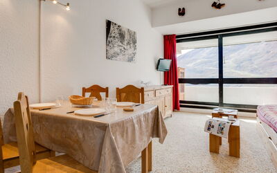 Accommodation:&nbsp;Brelins les Combes 911 400.16