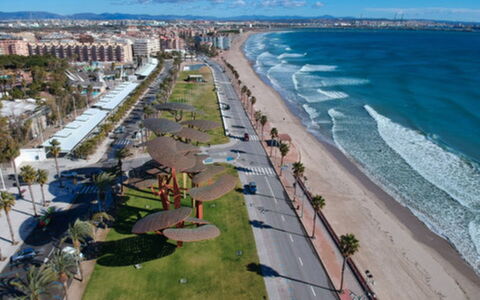 La Pineda 158: Body Of Water, Coast, Beach, Coastal And Oceanic Landforms, Sea, Summer, Shore, Landscape, Ocean, Tropics