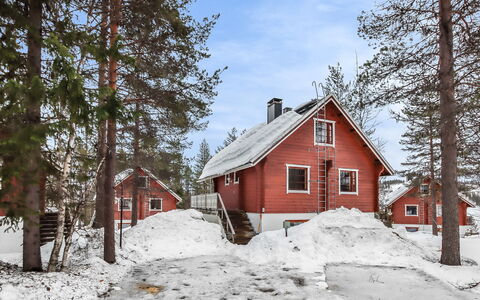 Alppikylä 4A: Wood, Siding, Cottage, House, Home, Plank, Garden Buildings, Log Cabin, Hardwood, Porch