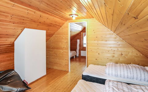 Alppikylä 4A: Wood, Siding, Cottage, House, Home, Plank, Garden Buildings, Log Cabin, Hardwood, Porch