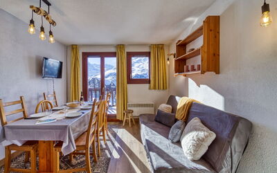 Accommodation:&nbsp;Balcon D'Olympie 745 - B 650.3