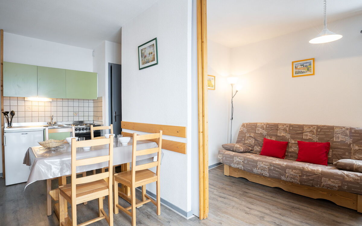 Accommodation:&nbsp;Jettay Bruant 57 640.10