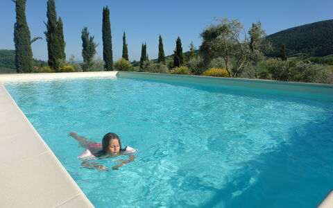 Tenuta Le Sodole: Water, Sky, Nature, Azure, Green, Blue, Plant, Tree, Swimming Pool, Leisure