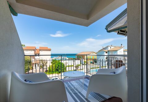 Conero Suite: Sky, Cloud, Daytime, Building, Property, Shade, Azure, Architecture, Interior Design