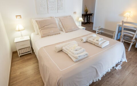 La Casa Di Campagna: Furniture, Interior Design, Bed, Bedroom, Floor, Flooring, Wood, Bed Sheet, Room, Bedding
