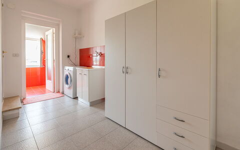 La Casa Di Campagna: Flooring, Floor, Interior Design, Room, Major Appliance, Cabinetry, Apartment, Ceiling, Cupboard