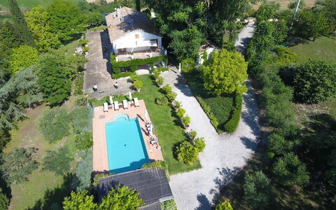 Villa La Picena: Plant, Water Resources, Building, Water, Tree, Land Lot, Natural Landscape, Urban Design, Vegetation, Grass