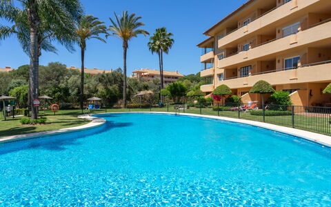 Los Patios de Santa Maria: Water, Sky, Property, Plant, Building, Cloud, Swimming Pool, Tree, Residential Area, Grass