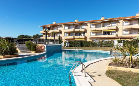 Tamarius: Water, Plant, Sky, Property, Building, Swimming Pool, Azure, Tree, Body Of Water, Leisure