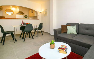 Accommodation:&nbsp;Eurosol 822.3