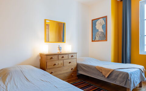 Le Six: Furniture, Property, Building, Comfort, Picture Frame, Azure, Bed Frame, Wood, Window, Textile
