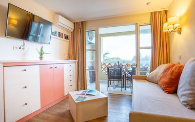 Accommodation:&nbsp;Le Belvédère (D4 257) 300.21