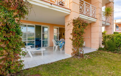 Accommodation:&nbsp;Le Belvédère (V2 009) 300.8