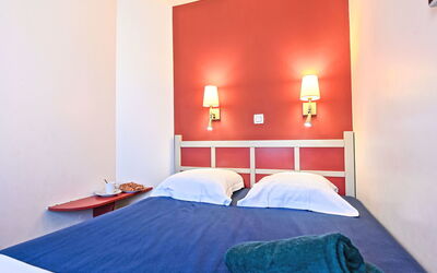 Accommodation:&nbsp;Le Belvédère (R4 317) 300.19