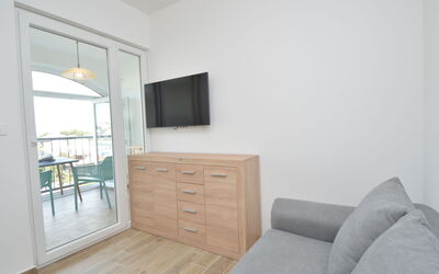 Accommodation:&nbsp;Anna 108.5