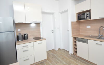 Accommodation:&nbsp;Anna 108.5
