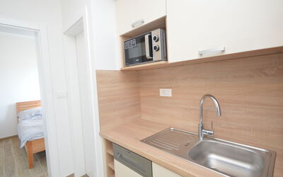 Accommodation:&nbsp;Anna 108.5