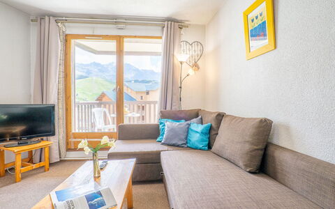 Val Thorens 250: Furniture, Property, Couch, Azure, Window, Interior Design, Wood, Picture Frame, Living Room, Floor