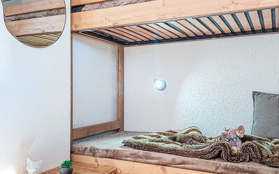 Accommodation:&nbsp;Cimes de Caron 1603 250.14