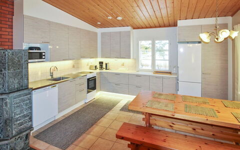 Villa Niemi: Rural Area, Hill Station, Village, Mountain Range, Valley, Mountain Village, Alps, Eco Hotel, Balcony, Hotel
