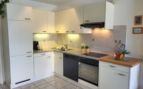 Lakeview la Marea: Cabinetry, Countertop, Property, Kitchen Stove, Kitchen, Kitchen Appliance, Wood, Home Appliance, Flooring, Interior Design
