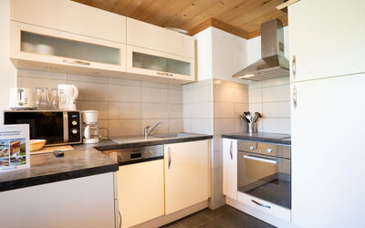 Accommodation:&nbsp;Lac Blanc 704 300.3