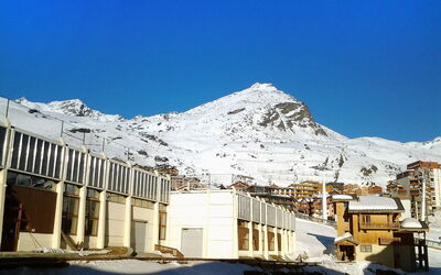 Accommodation:&nbsp;Lauzières 616 350.9
