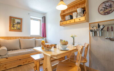 Accommodation:&nbsp;Arcelle 508 550.20
